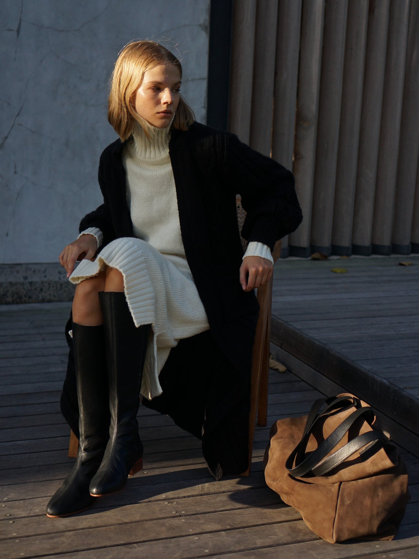 Adèle Suede Weekend Bag - l u • c i e e
